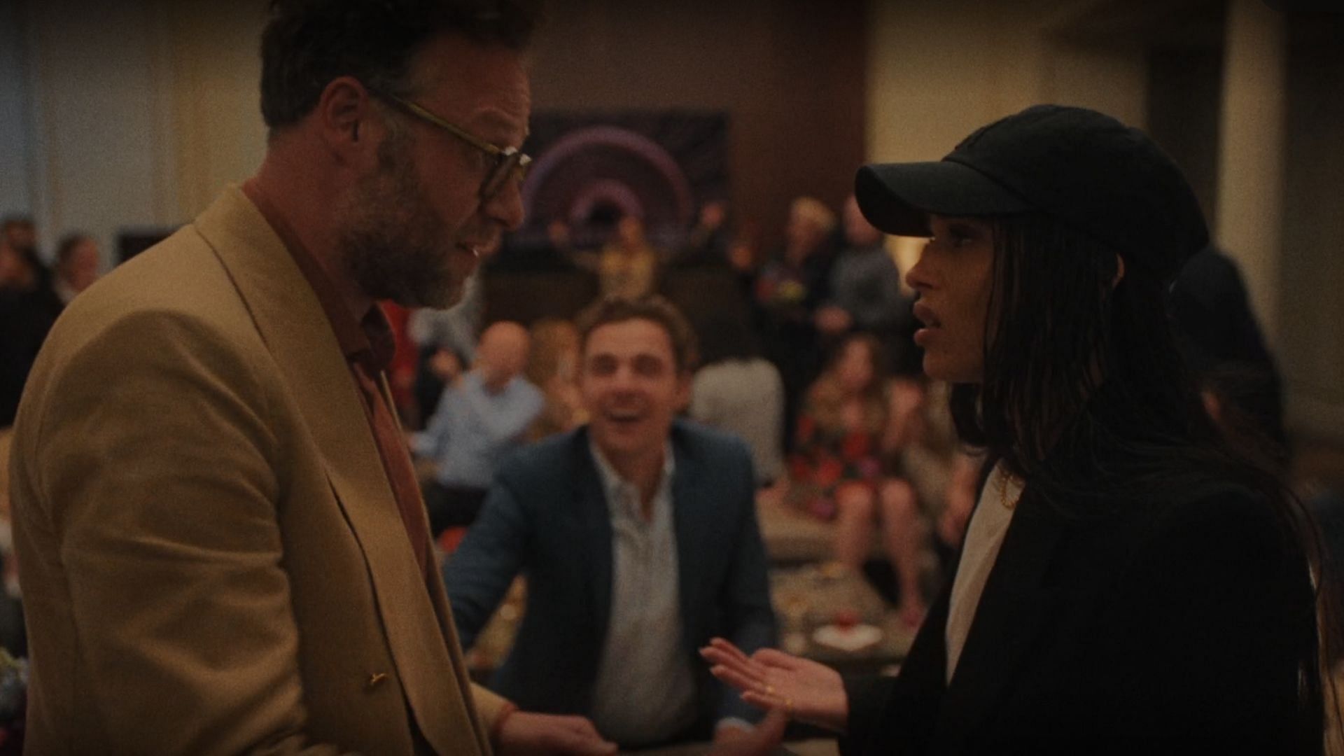 Zoë Kravitz and Seth Rogen as seen in The Studio season 1 episode 9 (Image via Apple TV+)